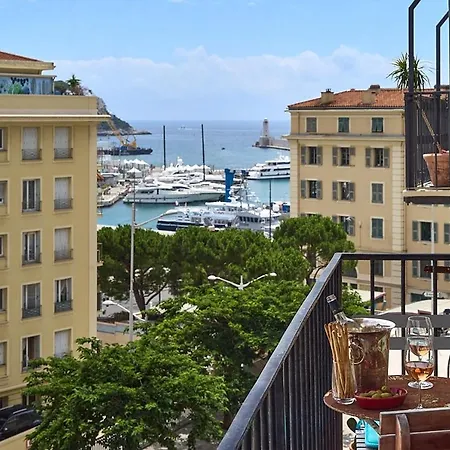 Sunlight - Marinette - Port Area, 2 Bedrooms, Sleep 6, Sea View 尼斯
