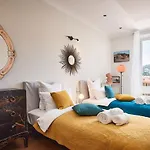 Lejlighed Sunlight - Marinette - Port Area, 2 Bedrooms, Sleep 6, Sea View Nice